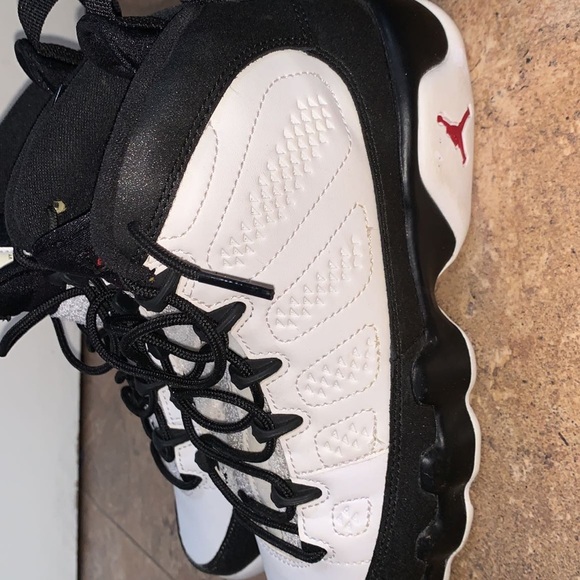 Jordan 9 retro OG Space Jam 2016 white red black size 5 grade school - Picture 10 of 11